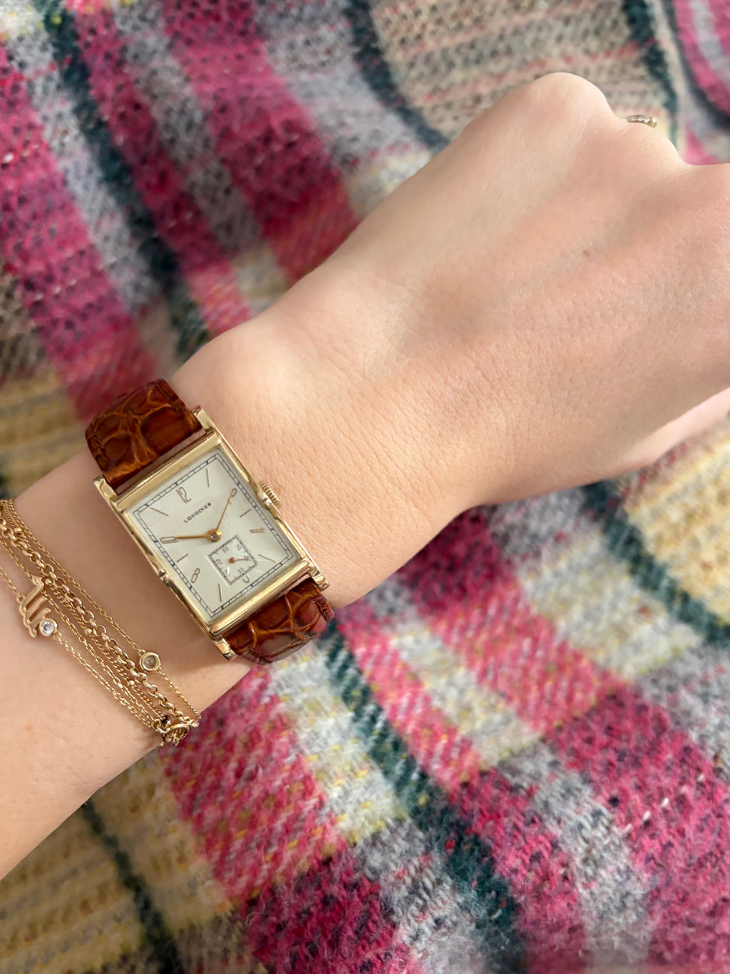 Longines 14K Gold Tank Beautiful Lugs c.1940s