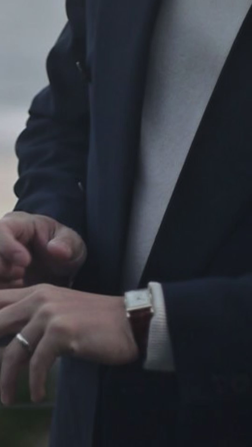 Longines 14K Gold Tank Beautiful Lugs c.1940s